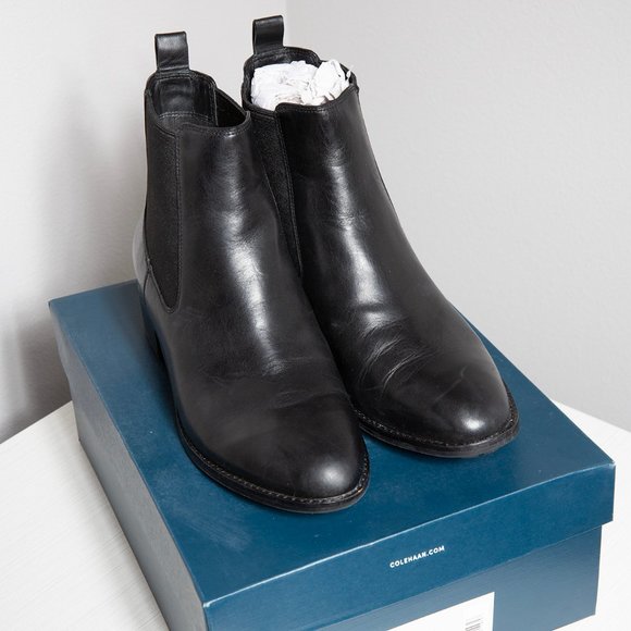 COLE HAAN Newburg Pull On Waterproof Black Leather Women's Booties - Picture 1 of 9